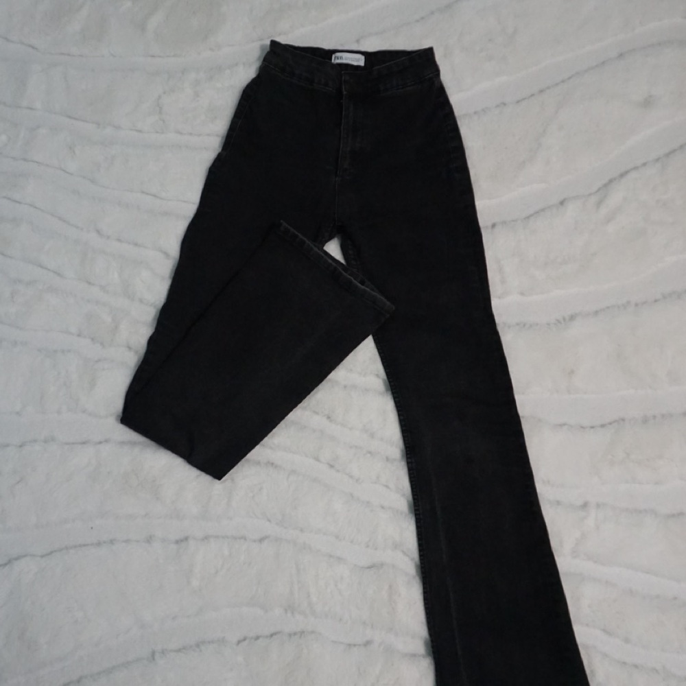 Zara Women's High-rise Flare Leg Black Jeans